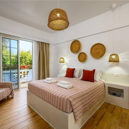 Afroditi Superior Apartments อาร์คานเยโลส ภายนอก รูปภาพ