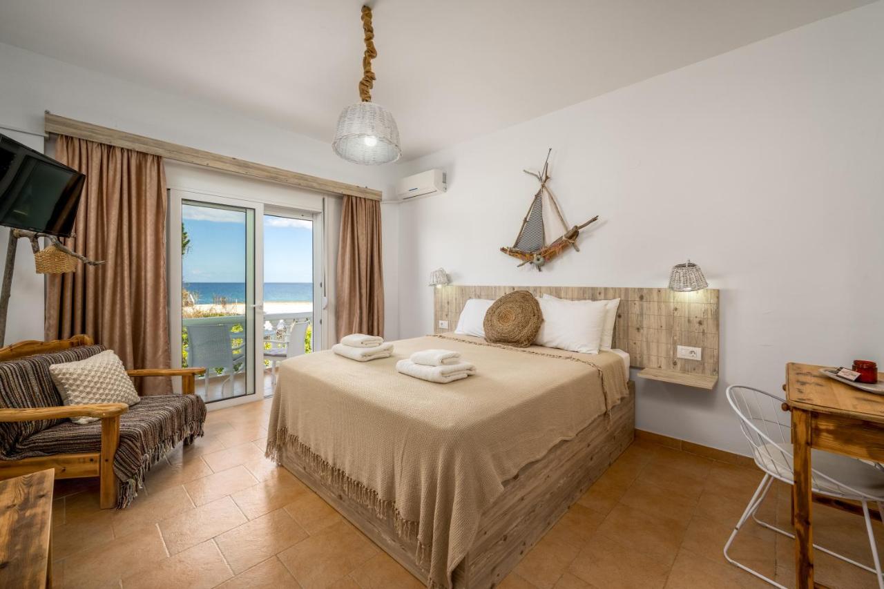 Afroditi Superior Apartments อาร์คานเยโลส ภายนอก รูปภาพ