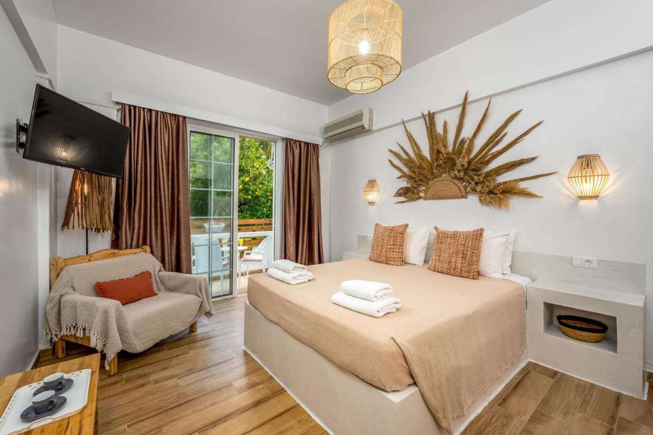 Afroditi Superior Apartments อาร์คานเยโลส ภายนอก รูปภาพ