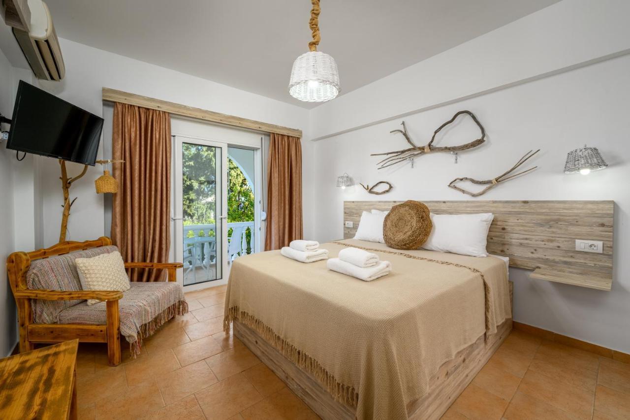 Afroditi Superior Apartments อาร์คานเยโลส ภายนอก รูปภาพ
